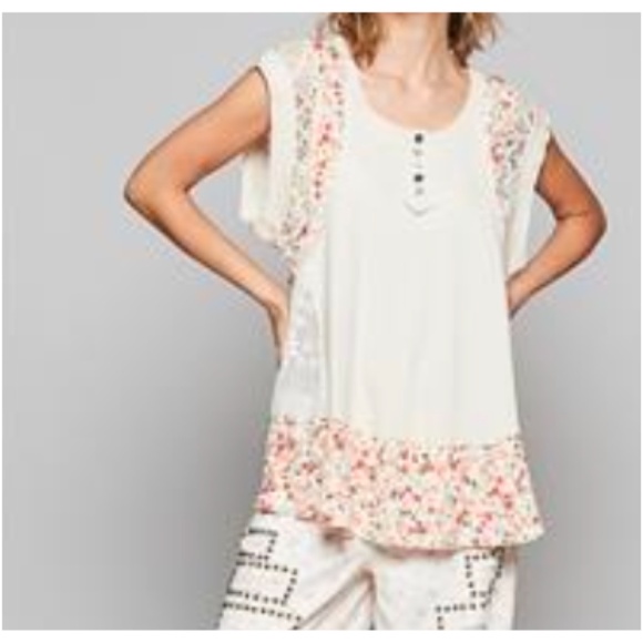 POL Cream Floral Print button Lace Tunic Tank Top - Picture 4 of 5